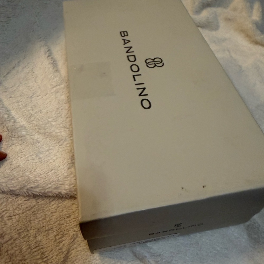 Bandolino Women's Alex Flat, Light Natural 111, Size 7.5- New in Box- sling back - Picture 3 of 14